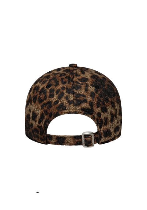 New Era 9FORTY New York Yankees MLB Cosy Leopard Cap Brown Women NEW ERA | Caps | 60915734-